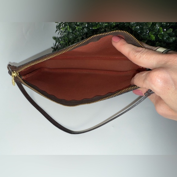 Louis Vuitton Damier Ebene Pochette Accessoires + LV dust bag - Picture 11 of 11